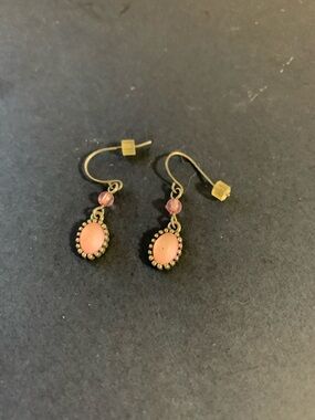 Pink Oval Drop Earrings - Unbranded Vintage-Style Women's Jewelry